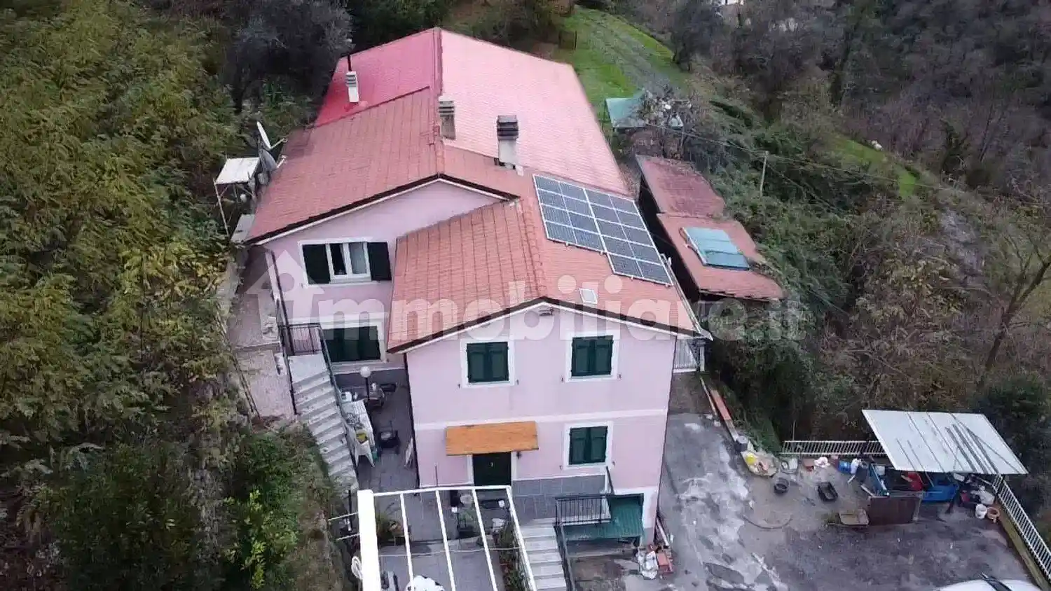 Villa in vendita a San Colombano Certenoli