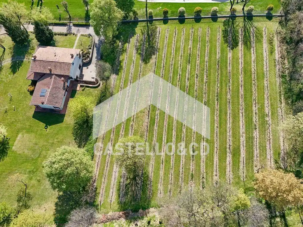 Villa in vendita a Solferino