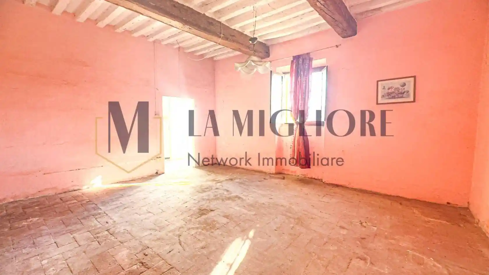 Casa indipendente in vendita a Pistoia