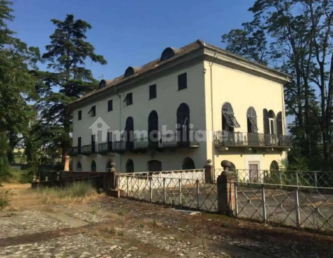 Villa in vendita a Capriata d'Orba