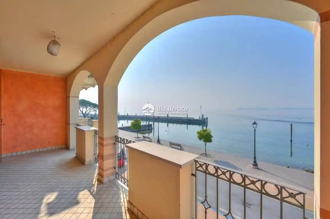 Appartamento in vendita a Toscolano-Maderno