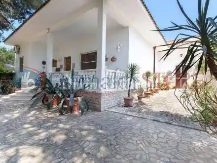 Villa in vendita a Manduria
