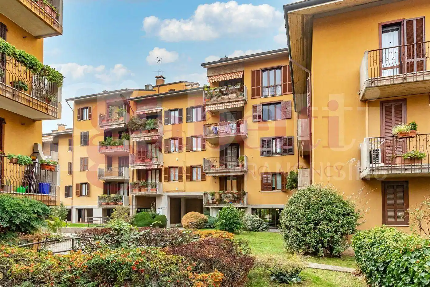 Appartamento in vendita a Senago