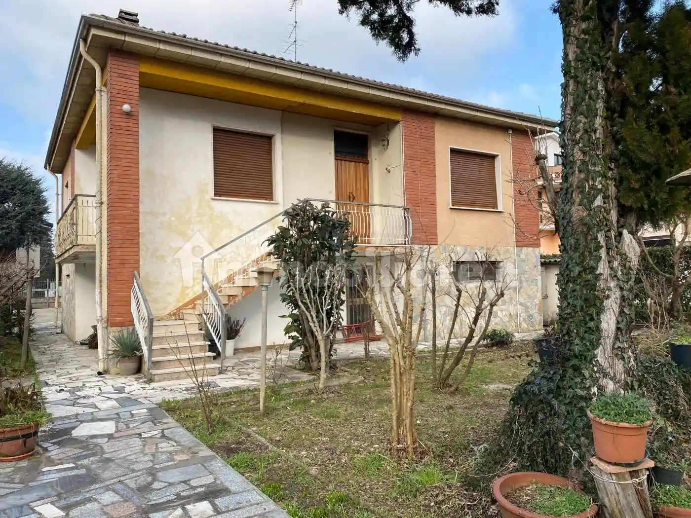 Villa in vendita a Casteggio