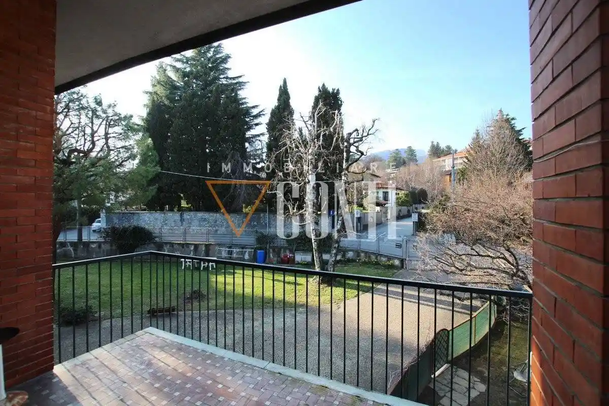 Appartamento in vendita a Varese