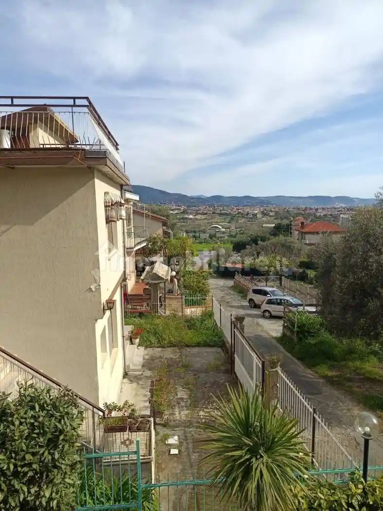 Villa in vendita a Borghetto Santo Spirito