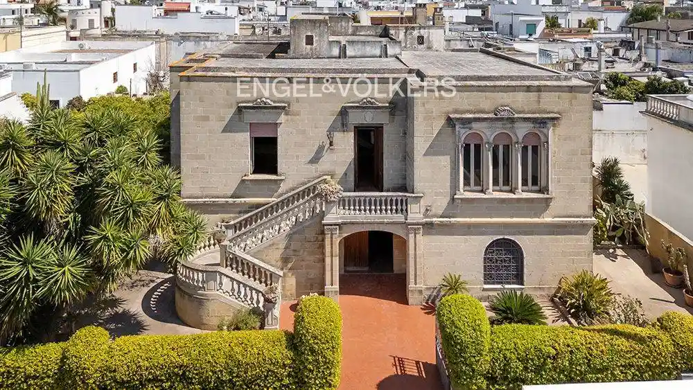 Villa in vendita a Racale