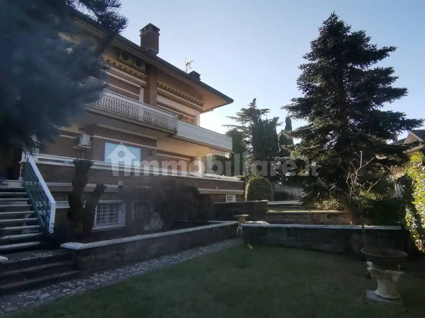 Villa bifamiliare via Tuoro Cappuccini, A. Annarumma, A. Gasperi, F. Tedesco, Avellino - foto 4