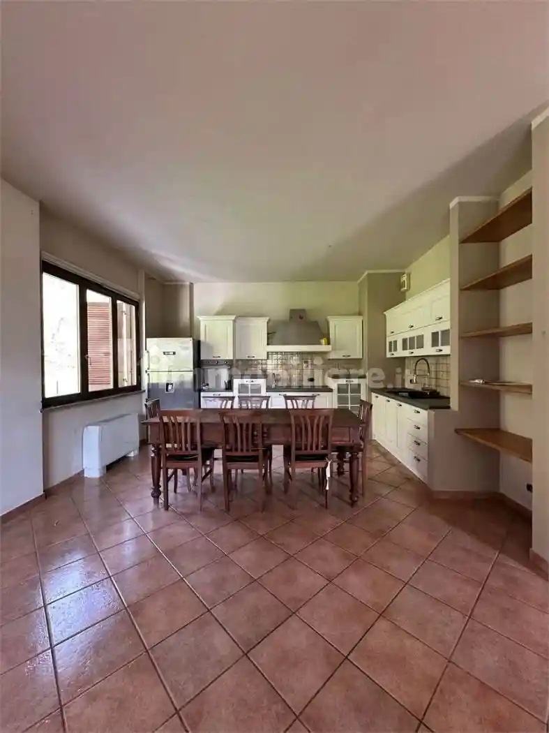 Appartamento in vendita a Oleggio