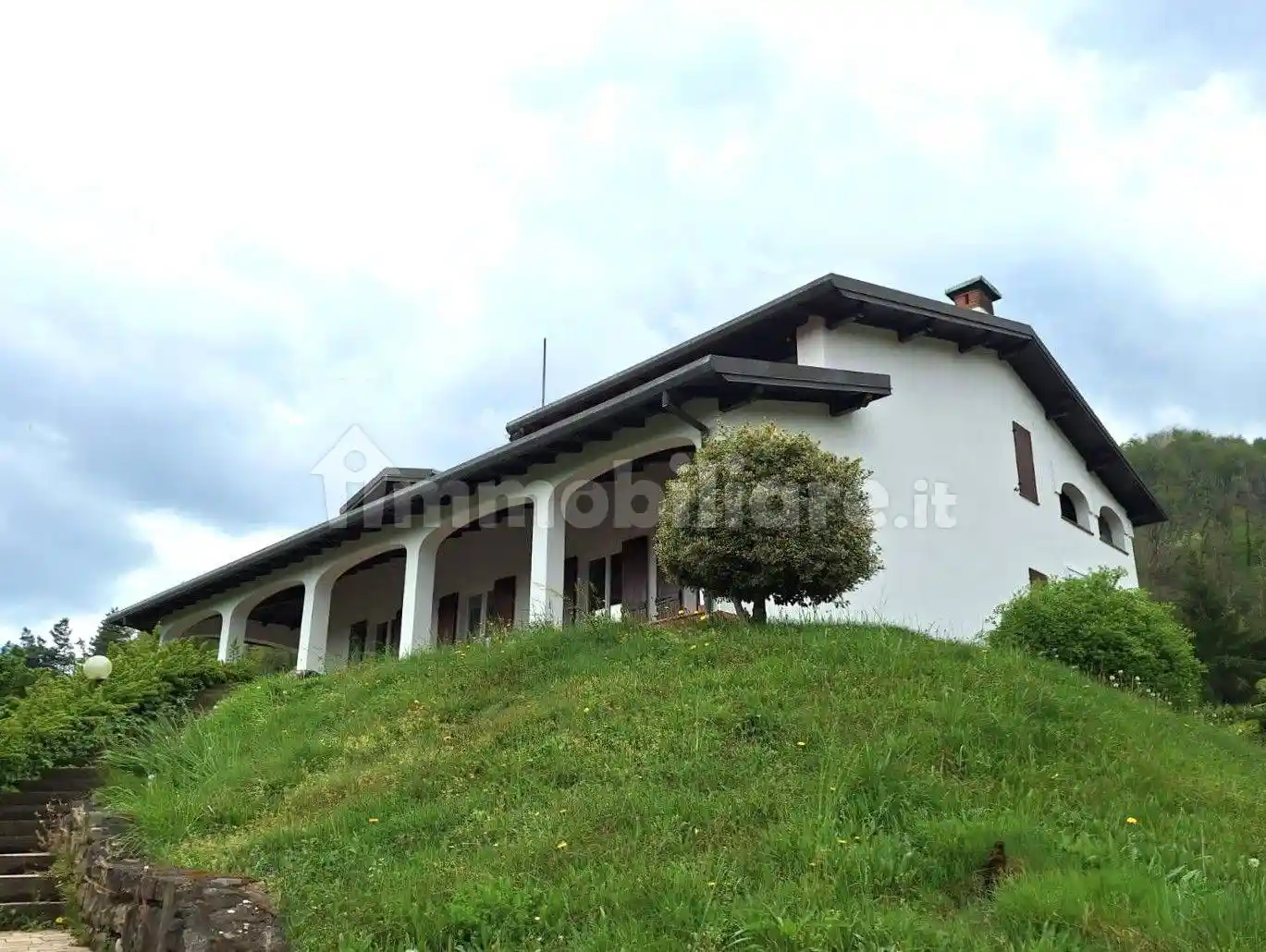 Villa in vendita a Grumello del Monte