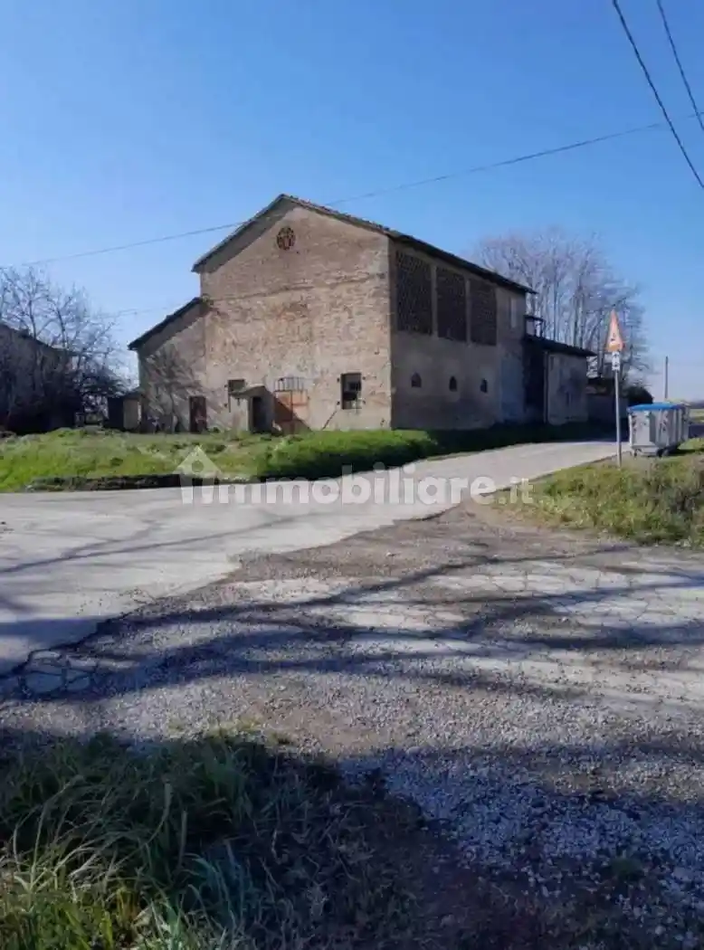 Rustico - Casale in vendita a Gattatico