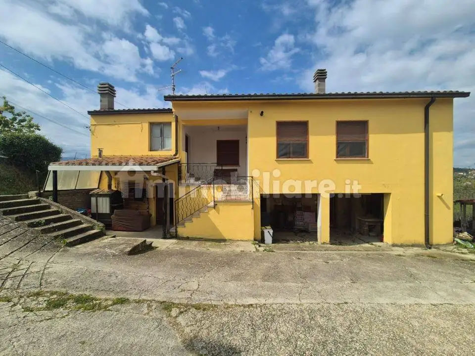 Villa in vendita a Bucchianico