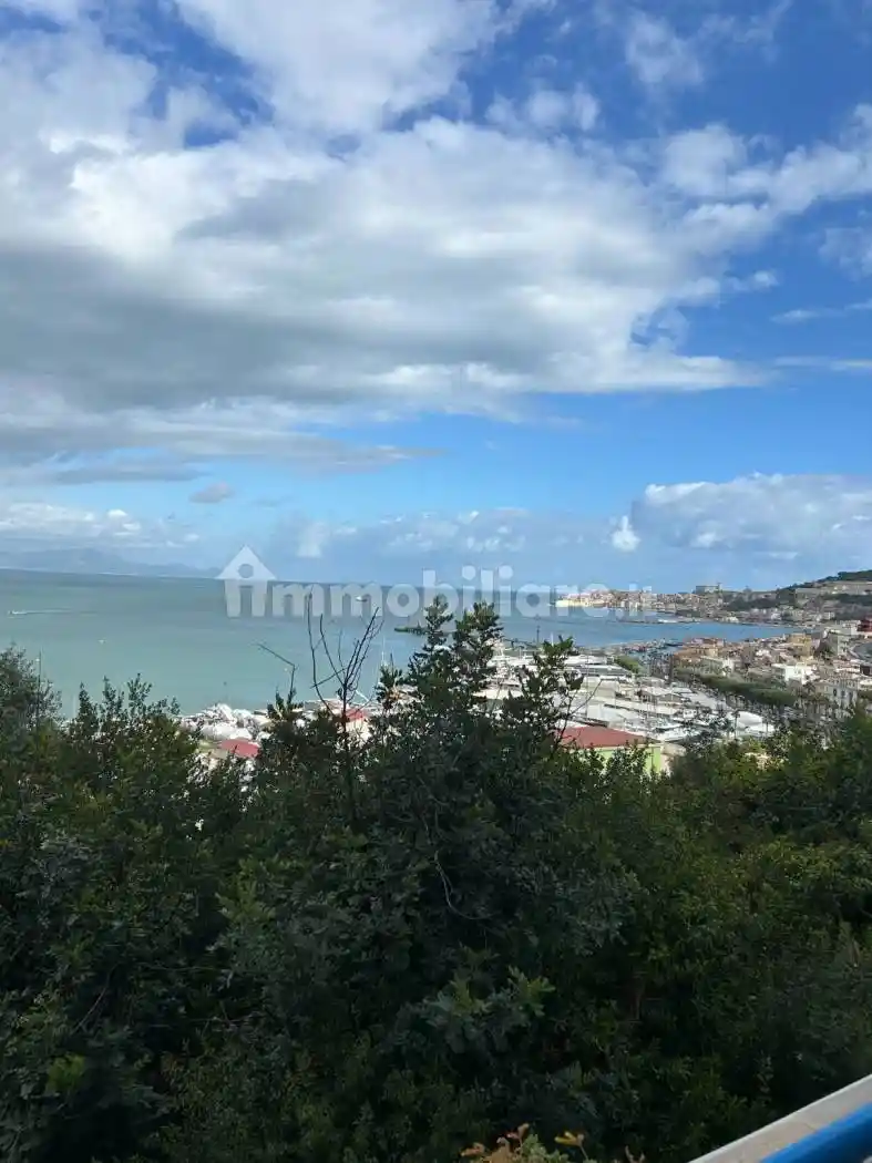 Appartamento in affitto a Gaeta