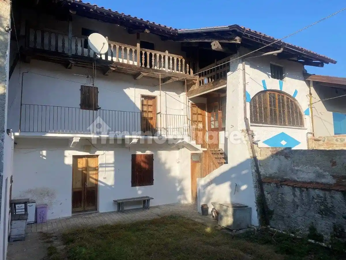 Casa indipendente in vendita a San Martino Canavese