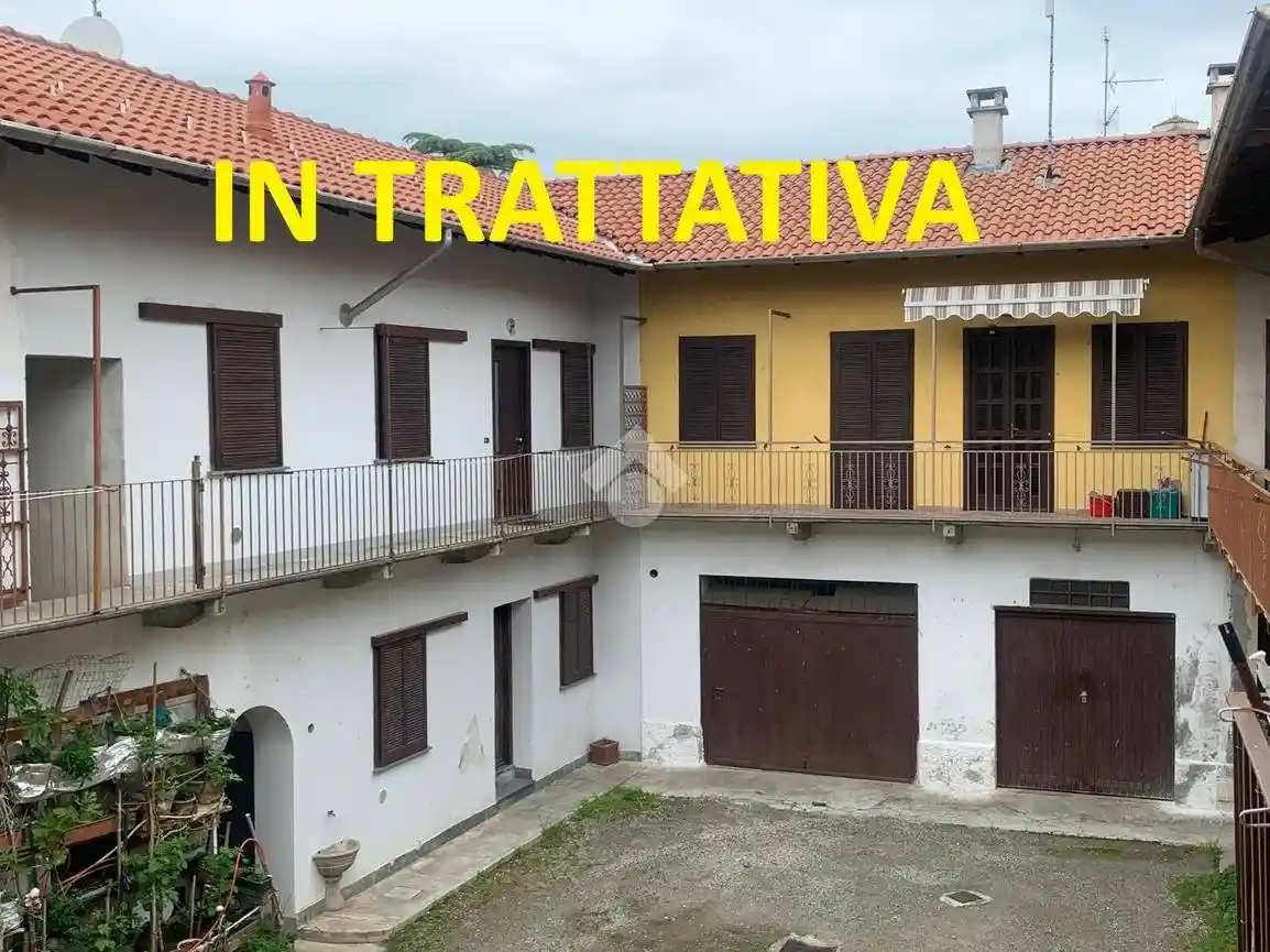 Rustico - Casale in vendita a Lonate Pozzolo