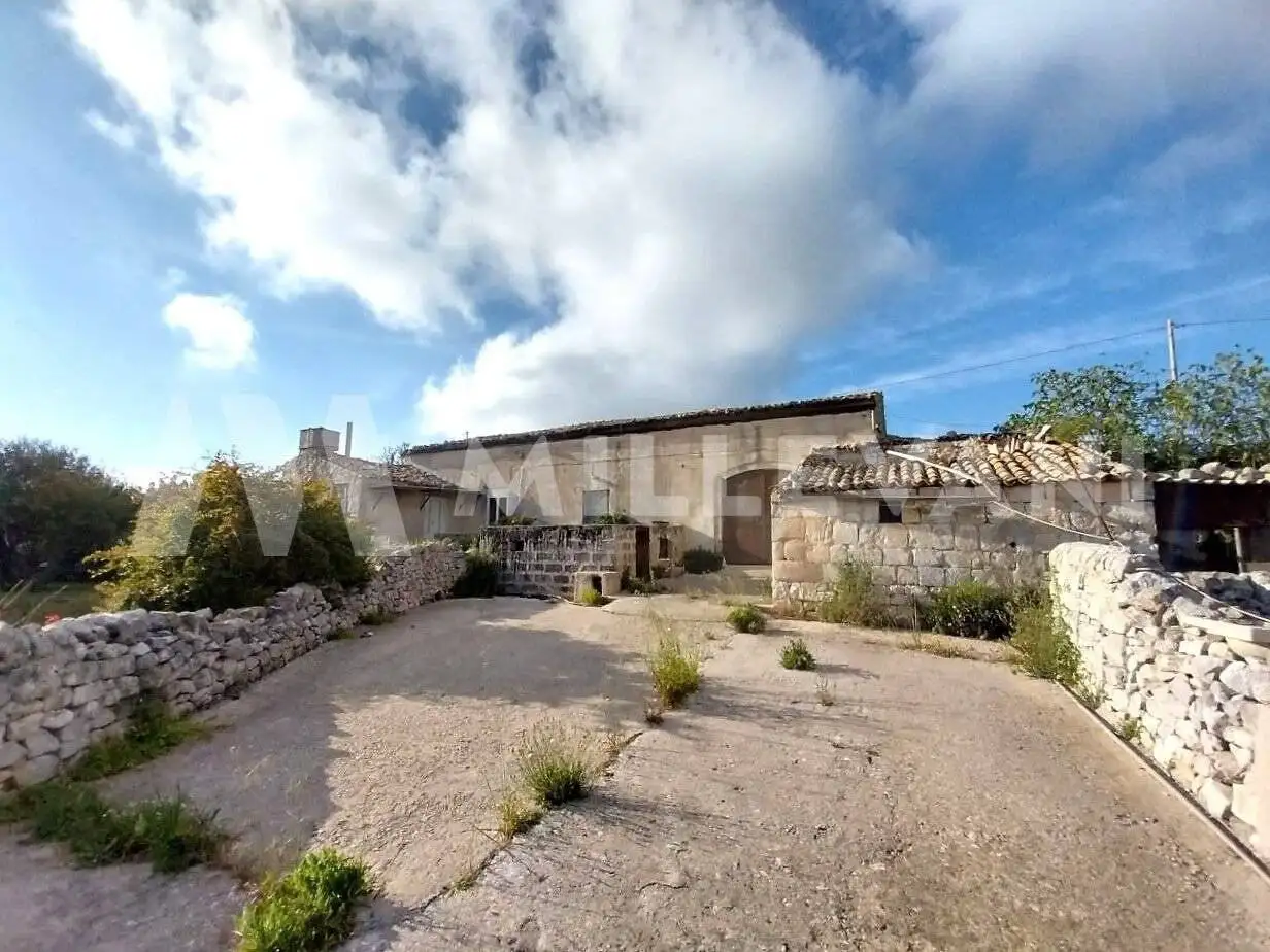 Rustico - Casale in vendita a Modica