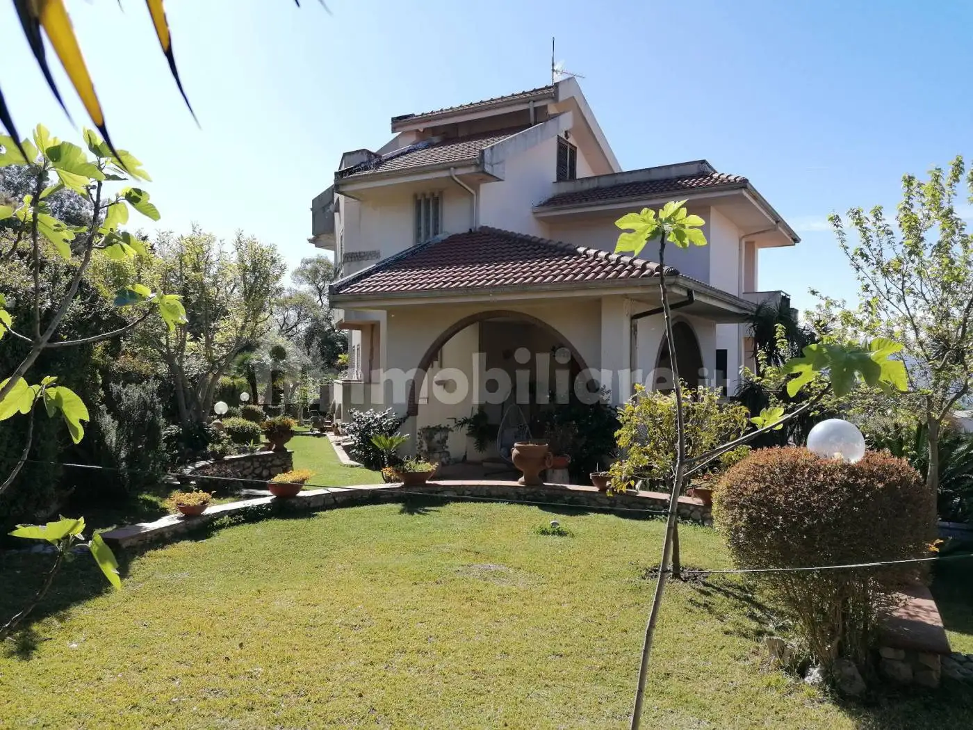 Villa in vendita a Lamezia Terme