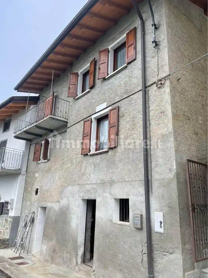 Villetta a schiera in vendita a Teglio