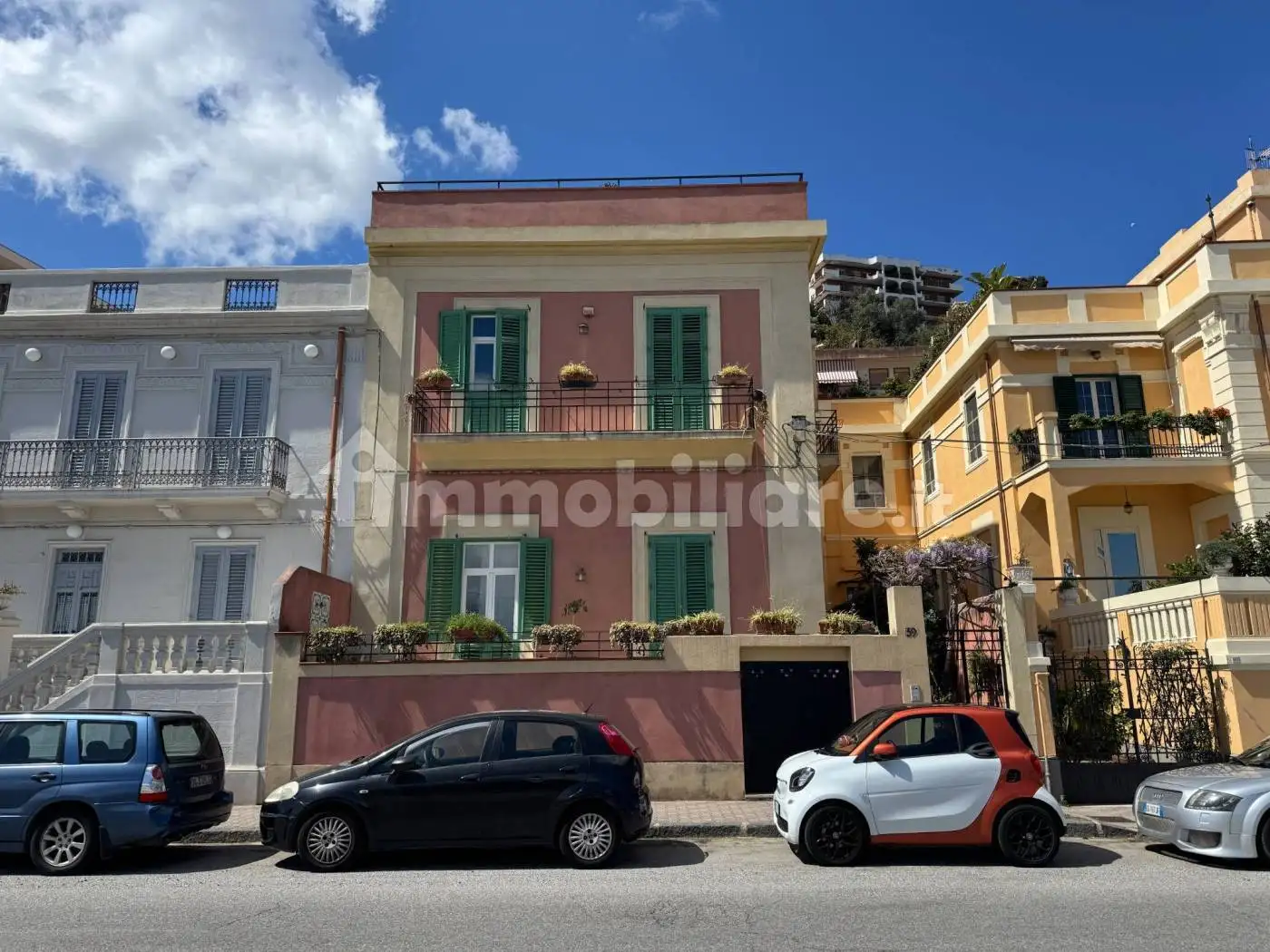 Casa indipendente in affitto a Messina