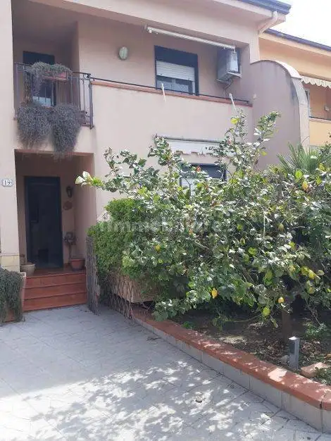 Villa in vendita a Marineo