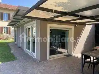 Villa in vendita a Taino