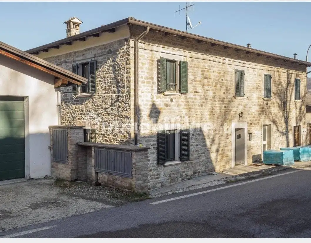 Appartamento in vendita a Montefiorino