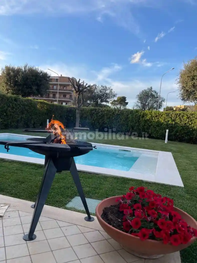 Villetta a schiera in affitto a Ladispoli