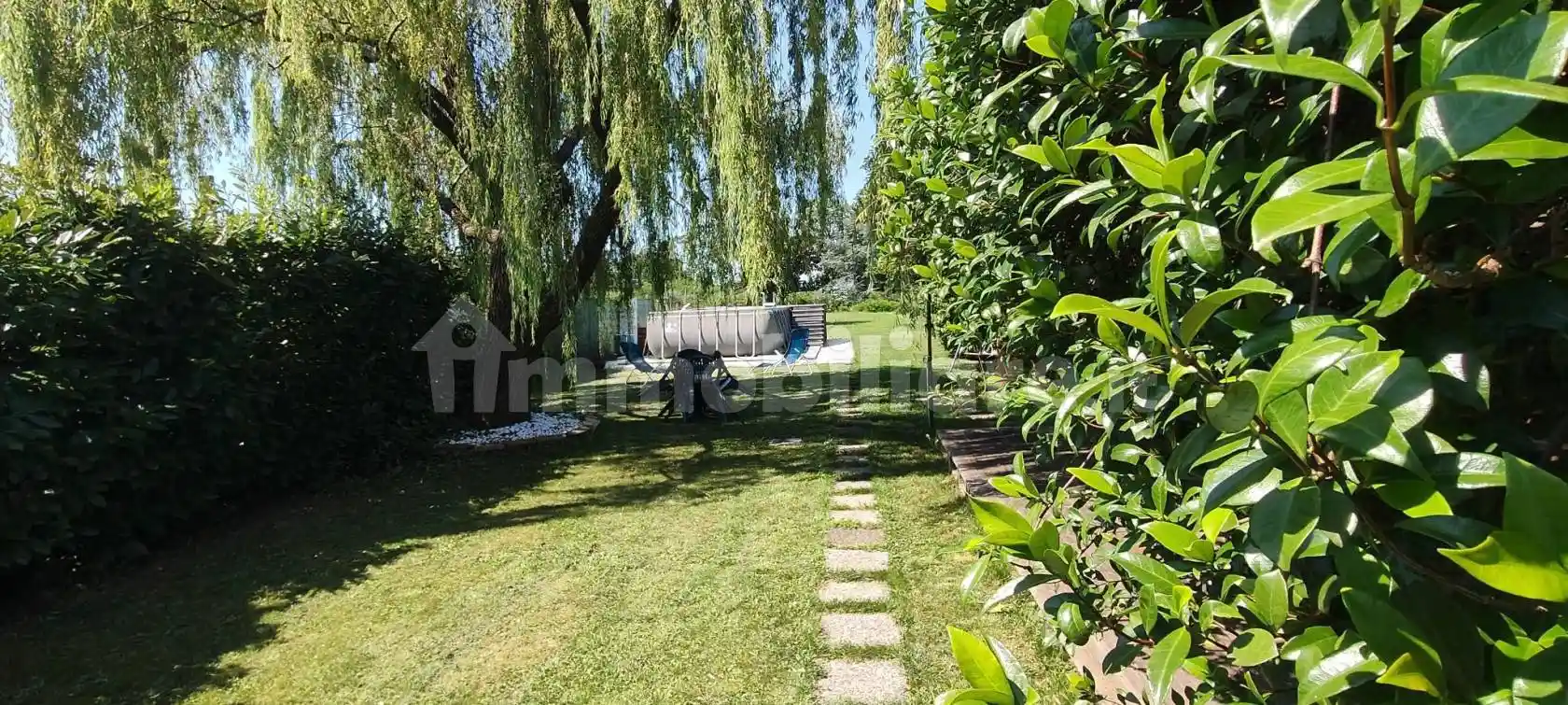 Terratetto unifamiliare via Camillo Benso di Cavour 61, Capriva del Friuli - foto 2