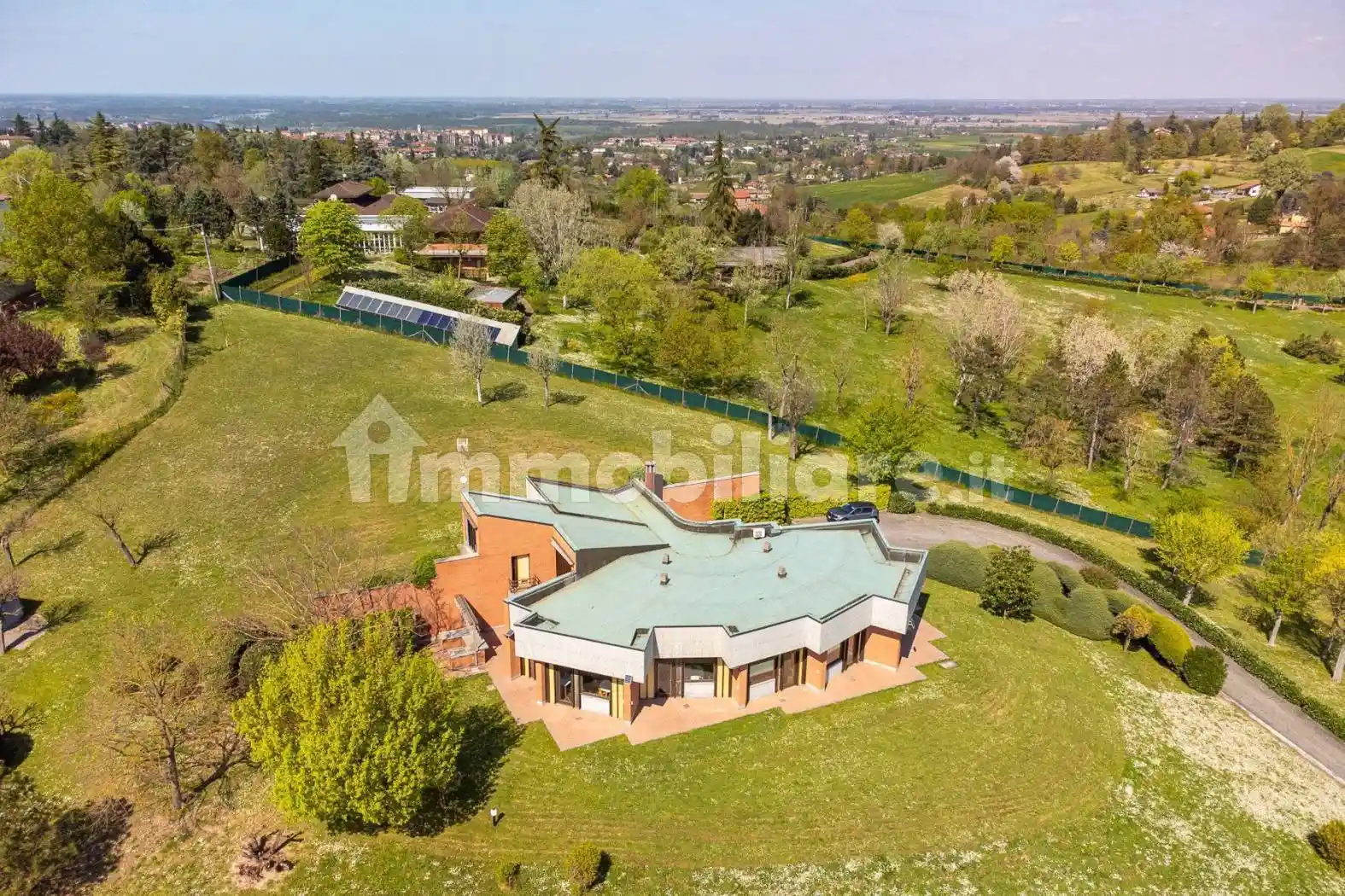 Villa in vendita a Valenza