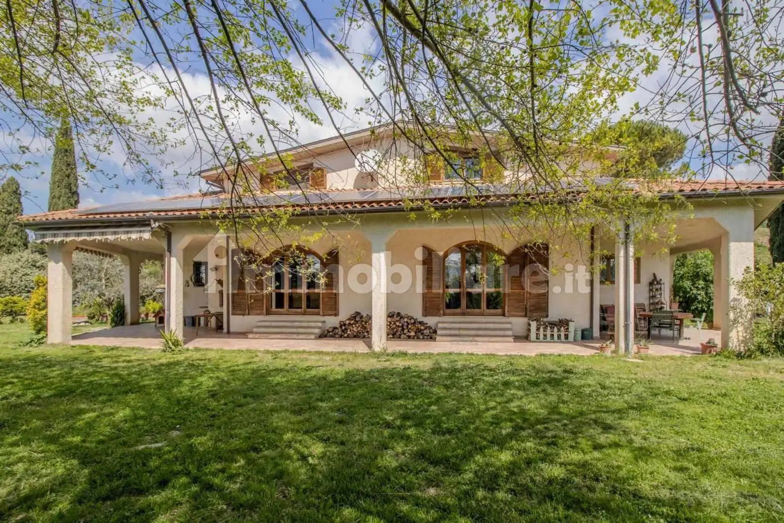 Villa in vendita a Castelnuovo di Farfa