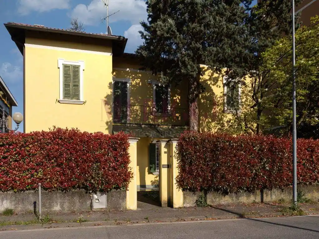 Villa in vendita a Vimercate