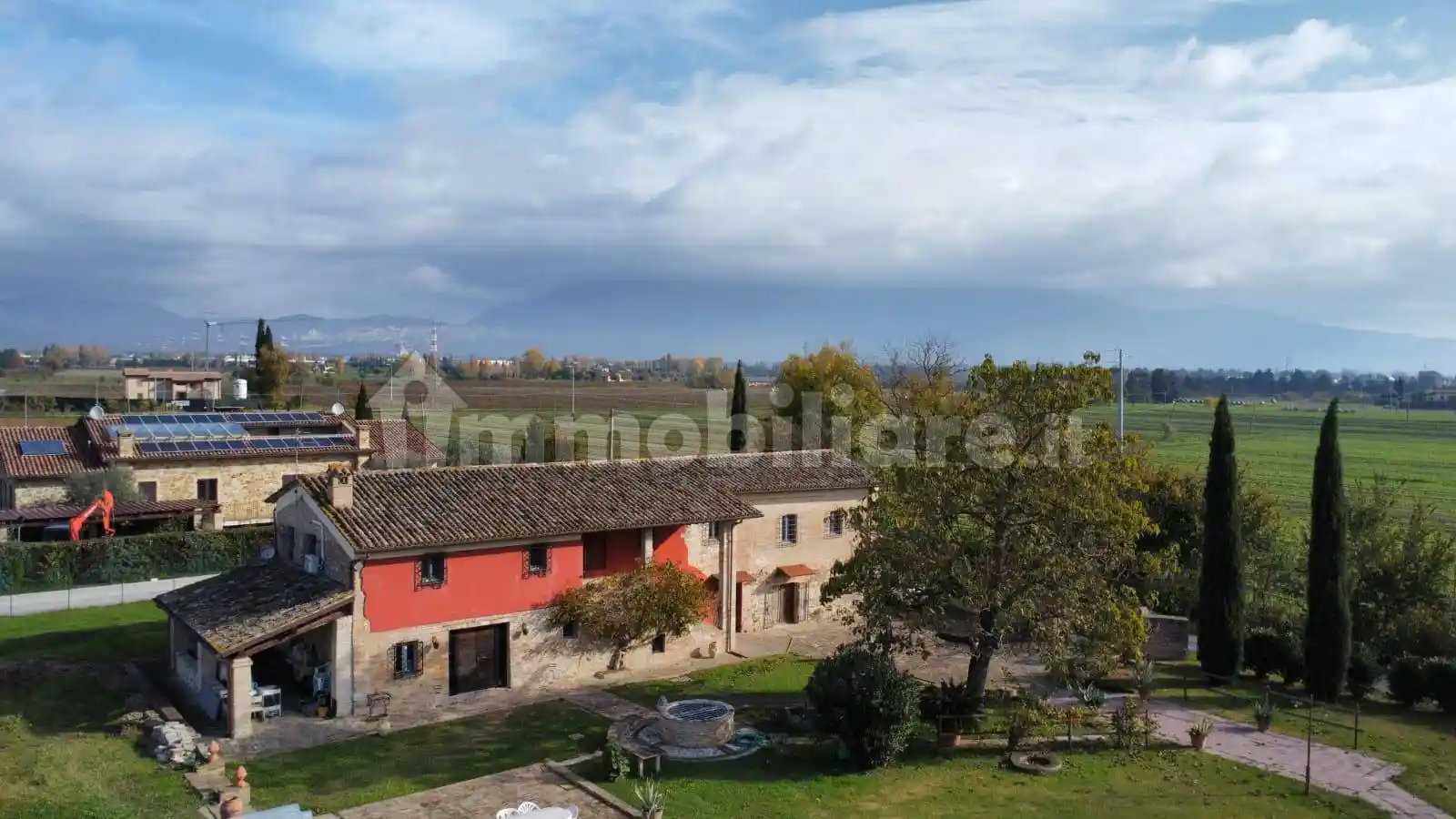 Rustico - Casale in vendita a Bastia Umbra