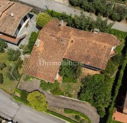 Villa in vendita a Monsummano Terme