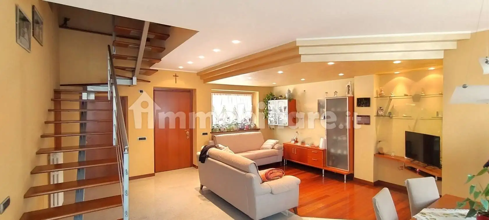 Casa indipendente in vendita a Carobbio degli Angeli