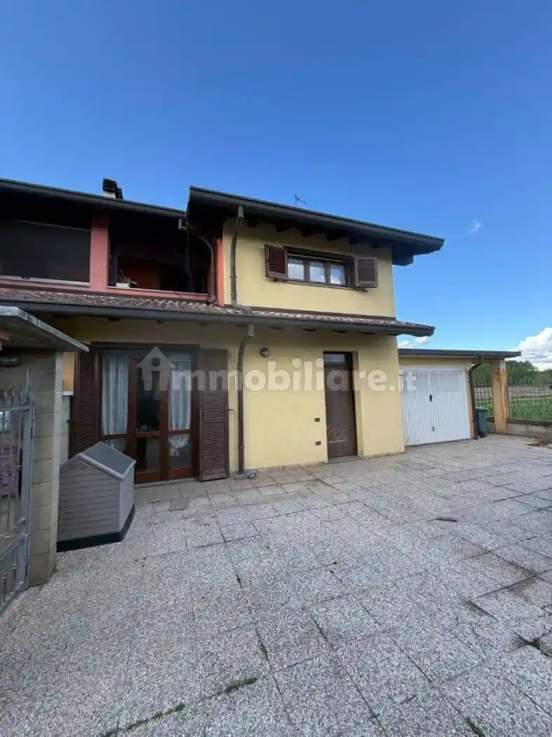 Villa in vendita a Mortara