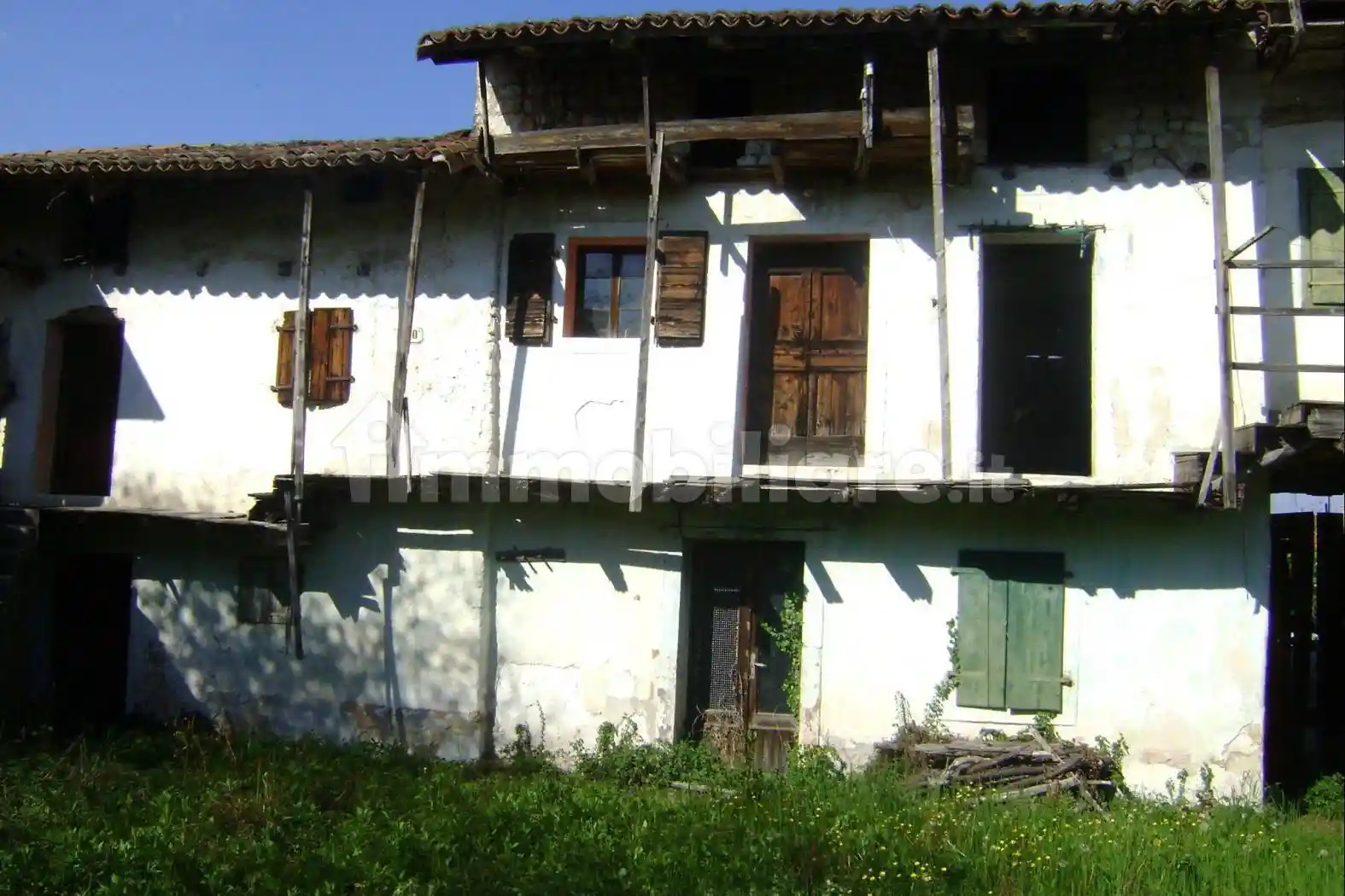 Rustico - Casale in vendita a Aviano