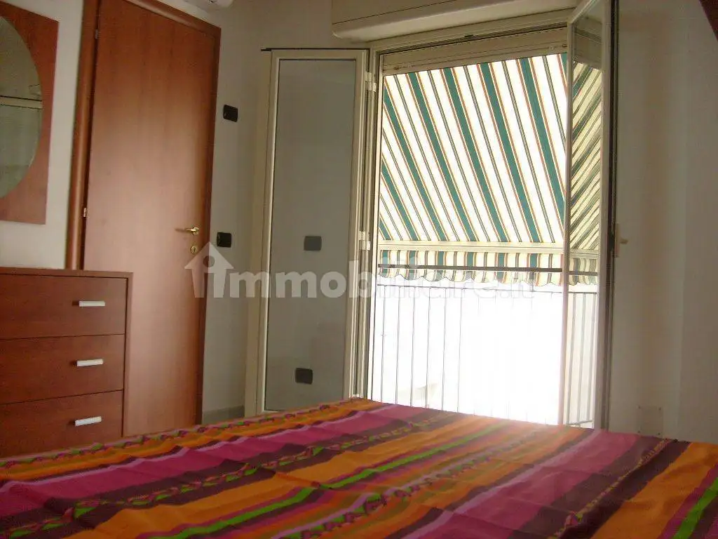 Appartamento in affitto a Letojanni