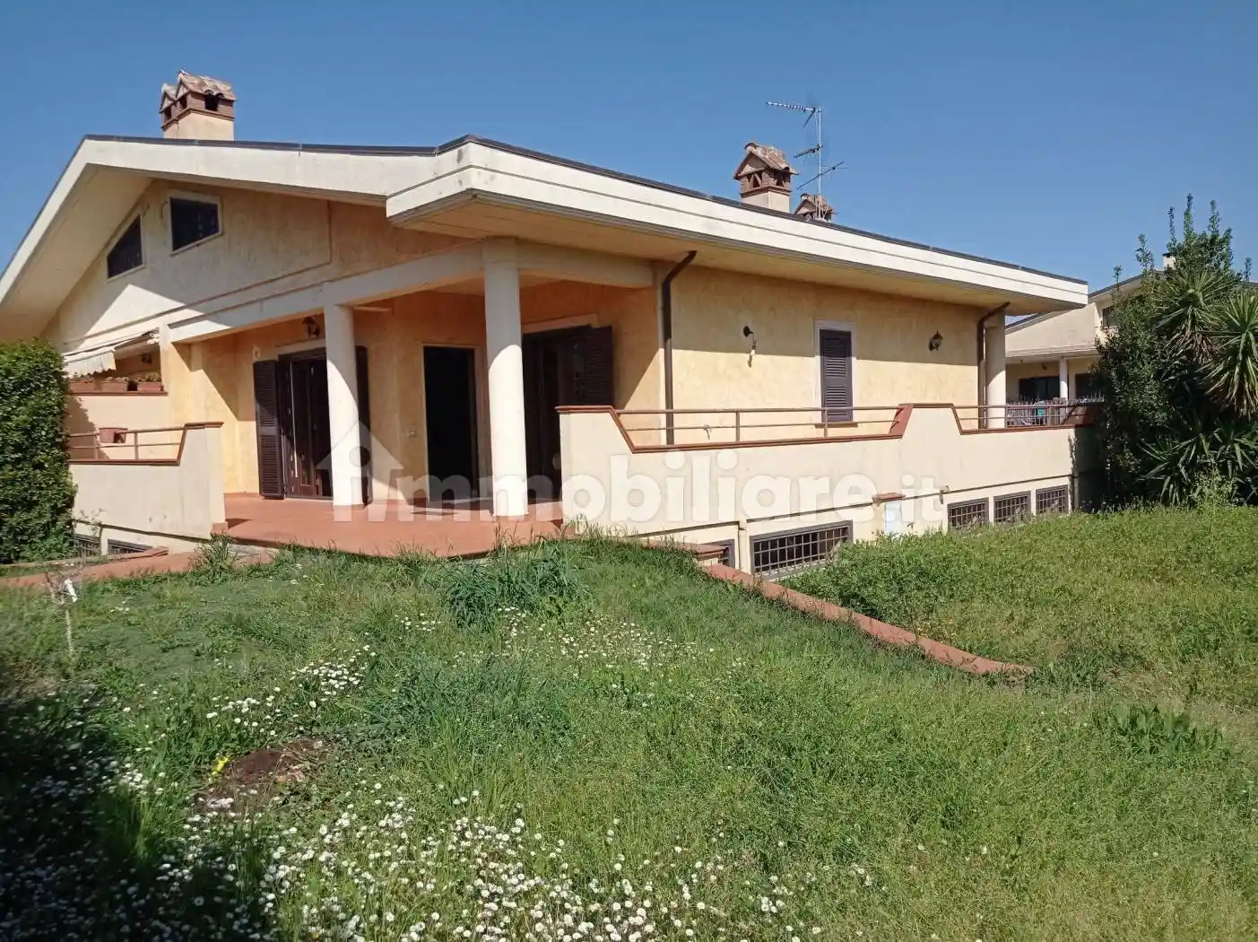 Villa in vendita a Colonna