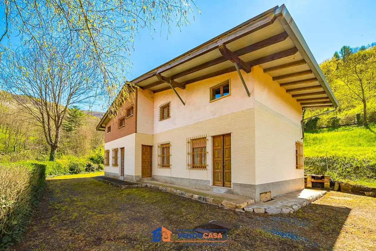 Villa in vendita a Rossana