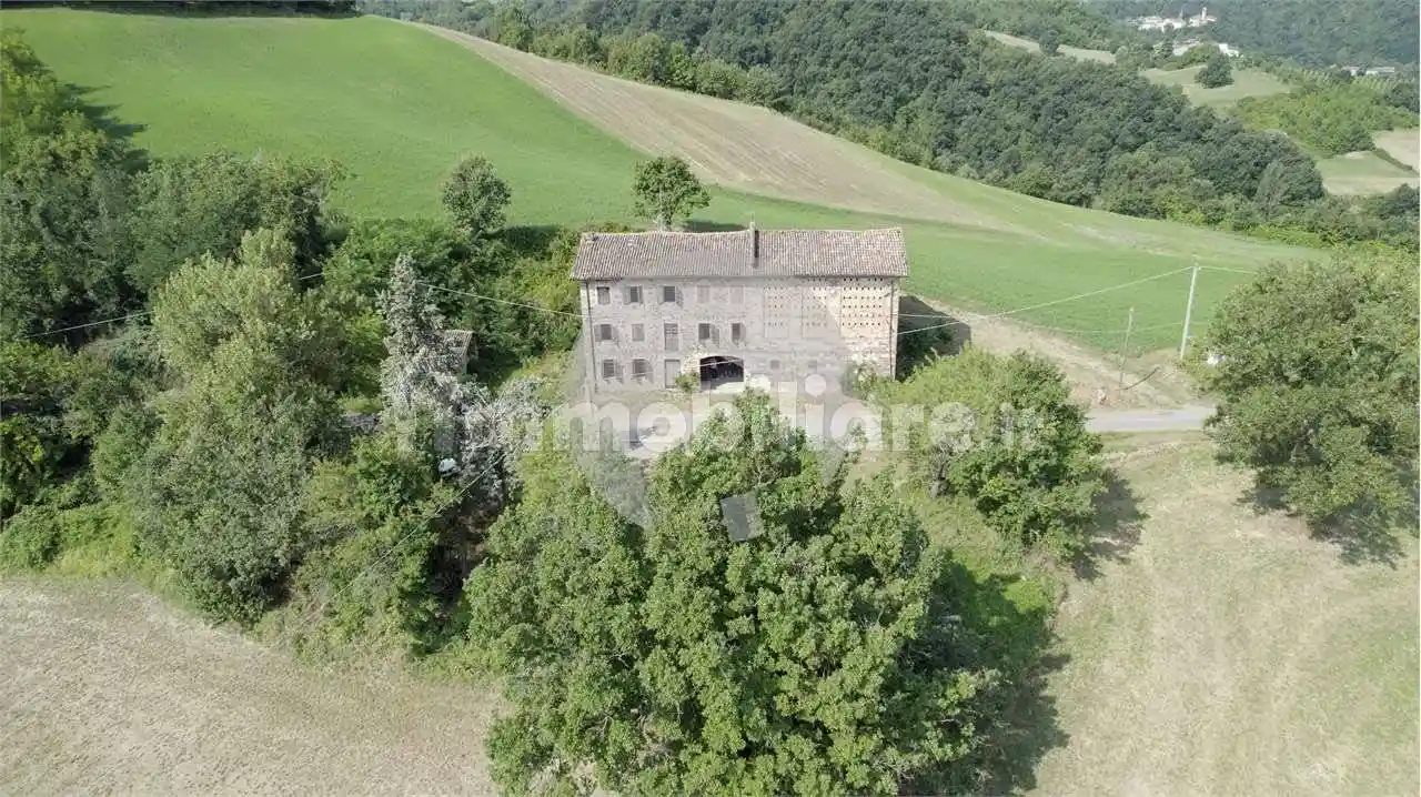 Casa indipendente in vendita a Viano