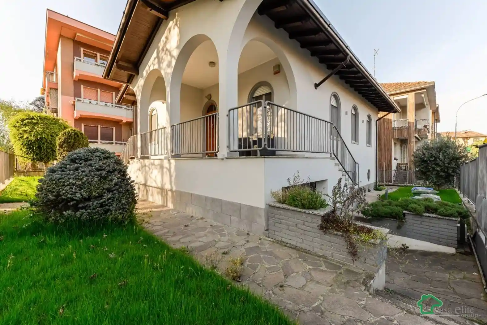 Villa in vendita a Melegnano