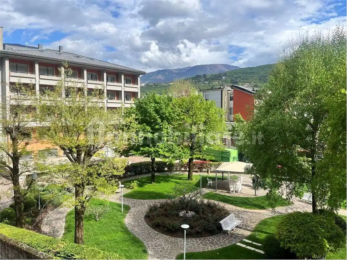Casa indipendente in vendita a Rovereto