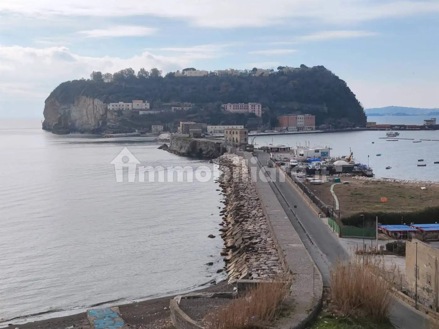 Appartamento in affitto a Napoli