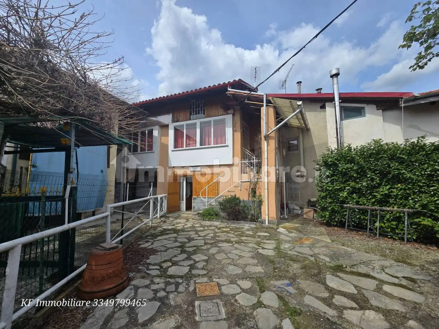 Casa indipendente in vendita a Castelnuovo Nigra