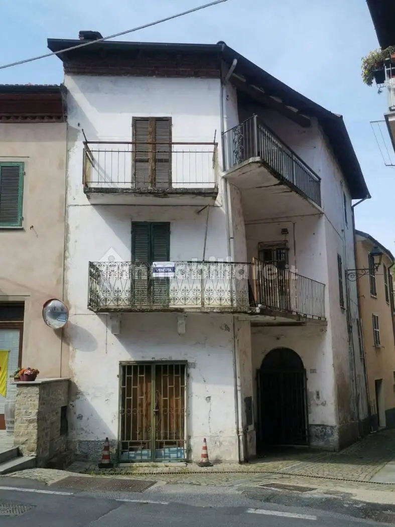 Casa indipendente in vendita a Ponti