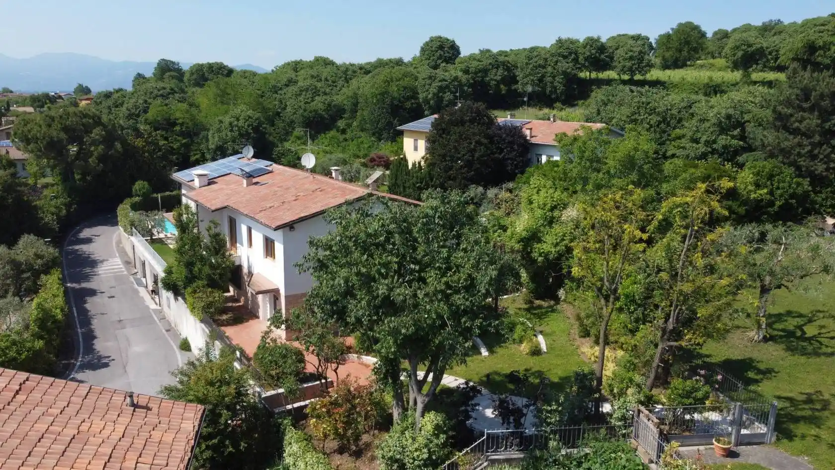 Villa in vendita a Lonato del Garda