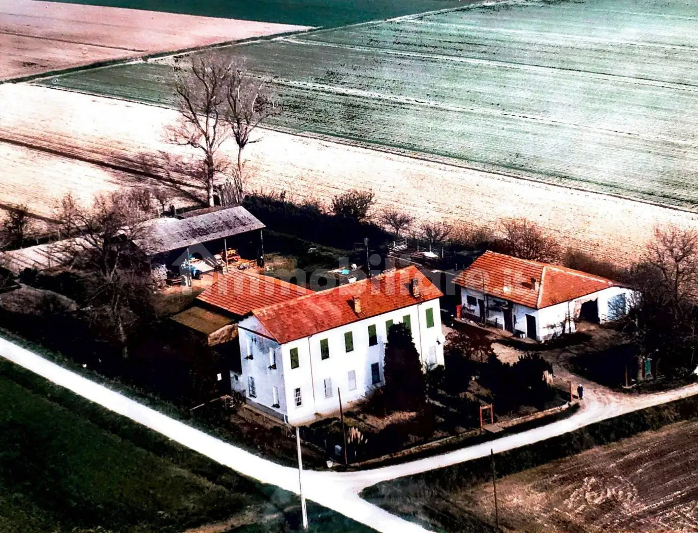 Rustico - Casale in vendita a Ravenna