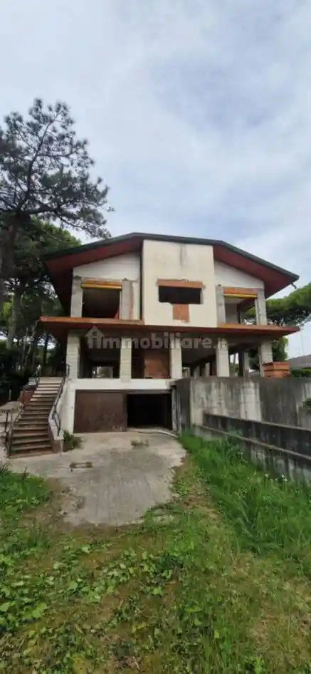 Villa in vendita a Lignano Sabbiadoro