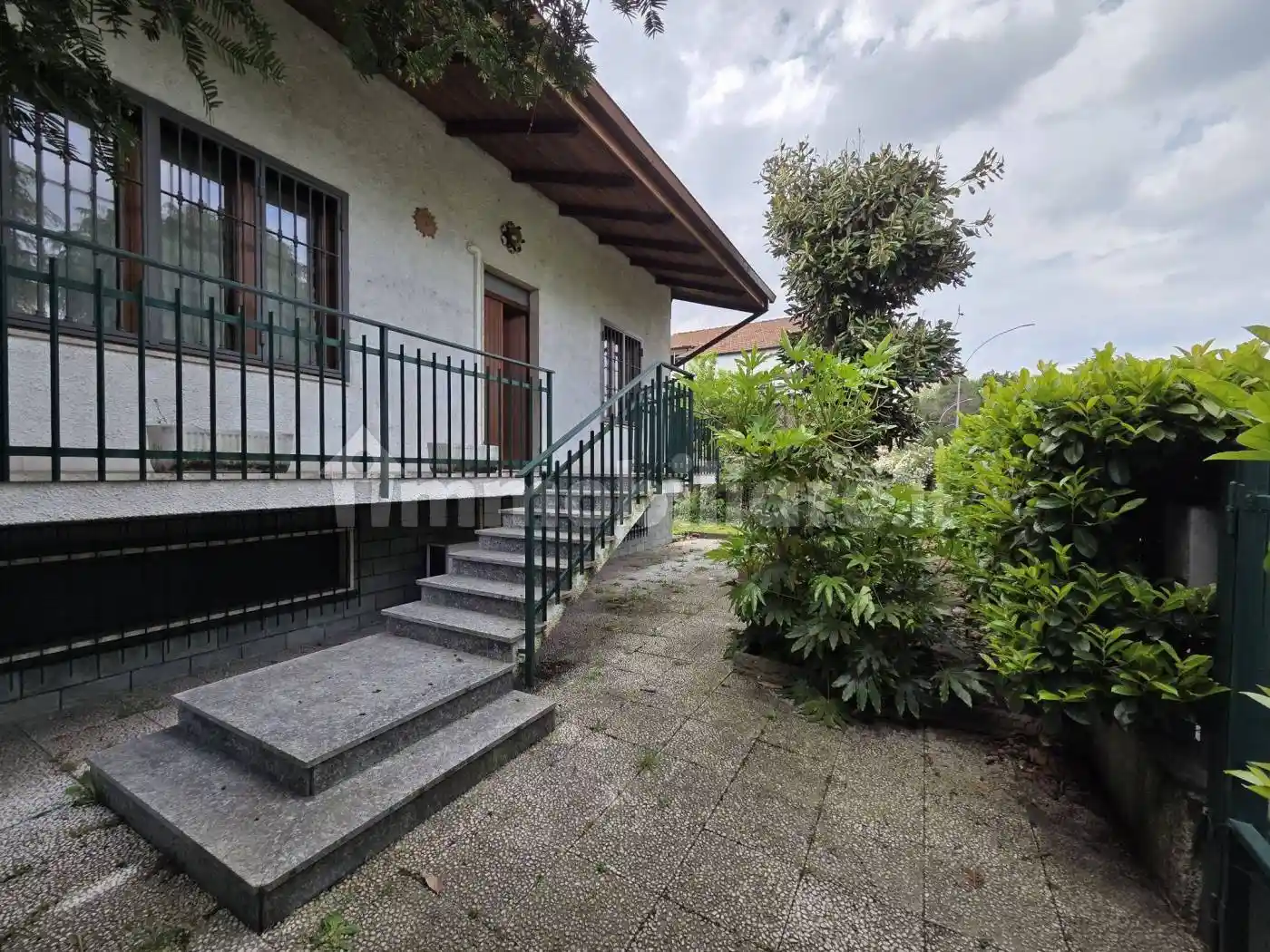Villa in vendita a Trezzano sul Naviglio