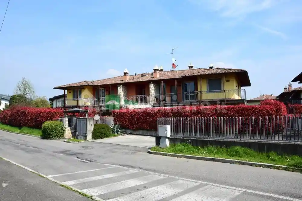 Appartamento in vendita a Curno